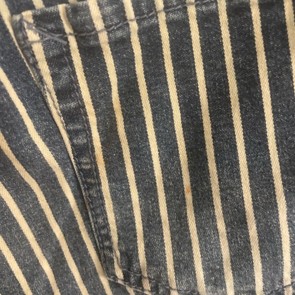 Size 12 Kardashian stripped denim shorts - Picture 4 of 4